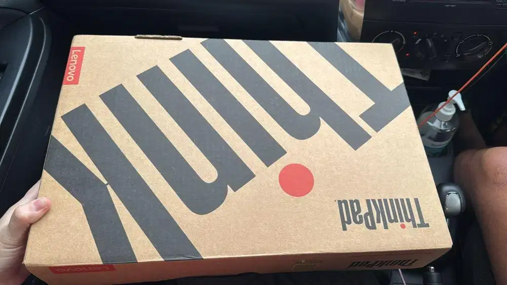 Laptop Lenovo E14 Gen 6 Baru