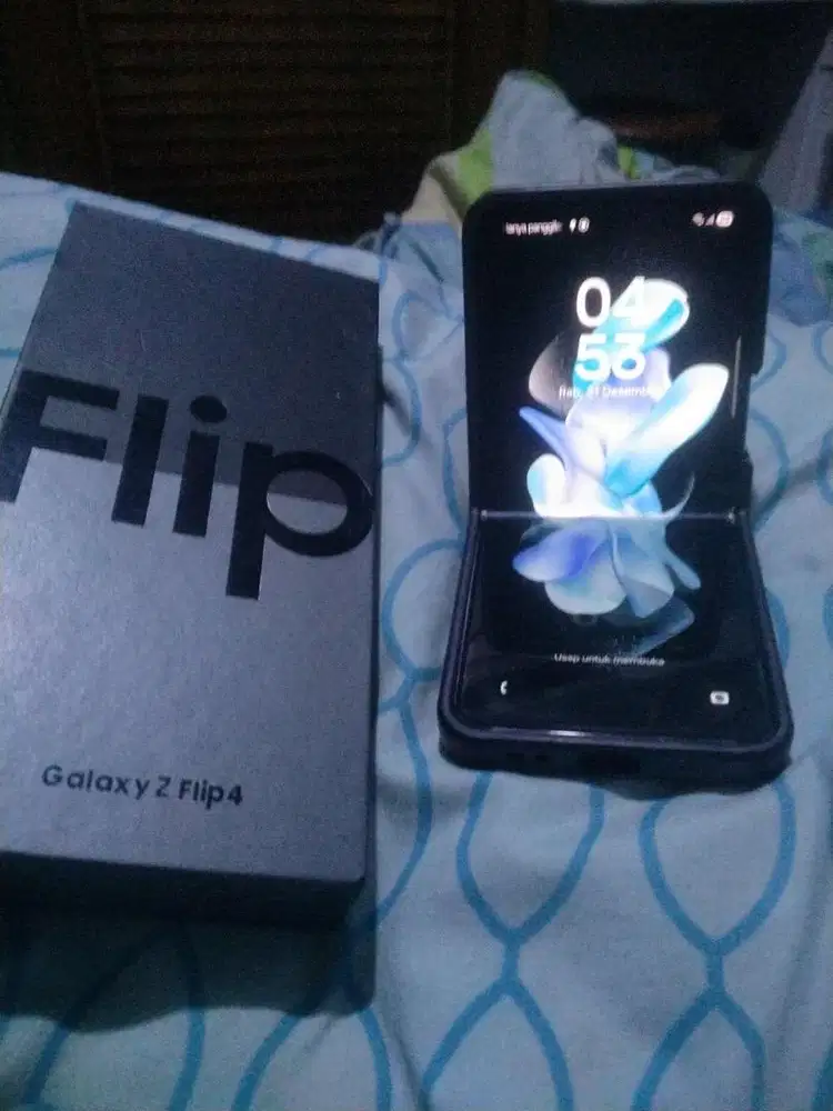 Jual samsung Z Flip 4