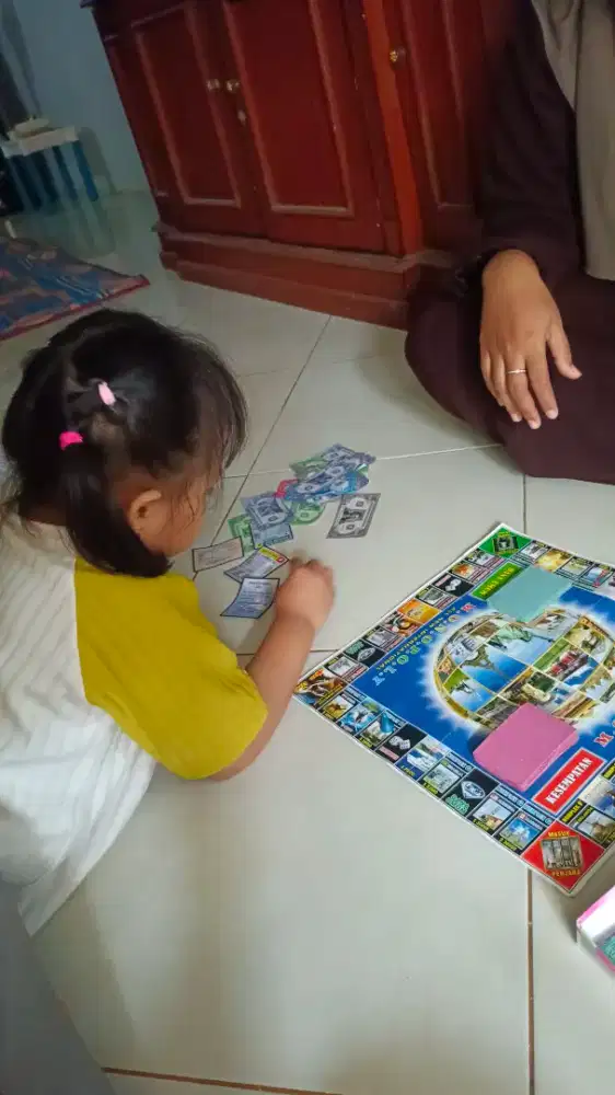 Lowongan tukang momong