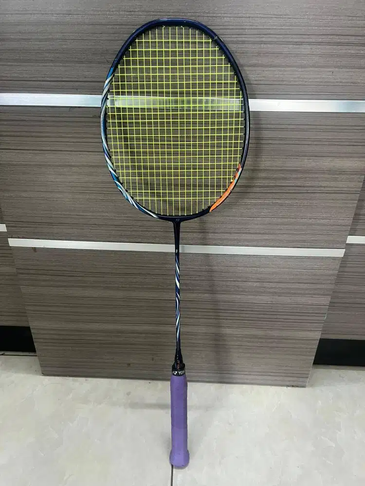 Raket Badminton Yonex Astrox 100 ZZ