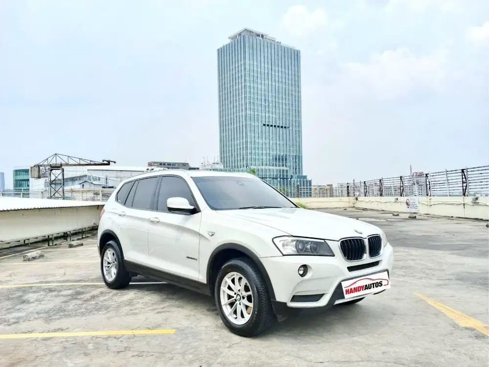 BMW X3 2.0 Diesel Panoramik Tahun 2011 Automatic Putih Metalik