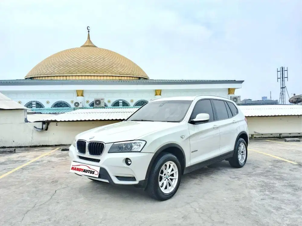 BMW X3 2.0 Diesel Panoramik Tahun 2011 Automatic Putih Metalik
