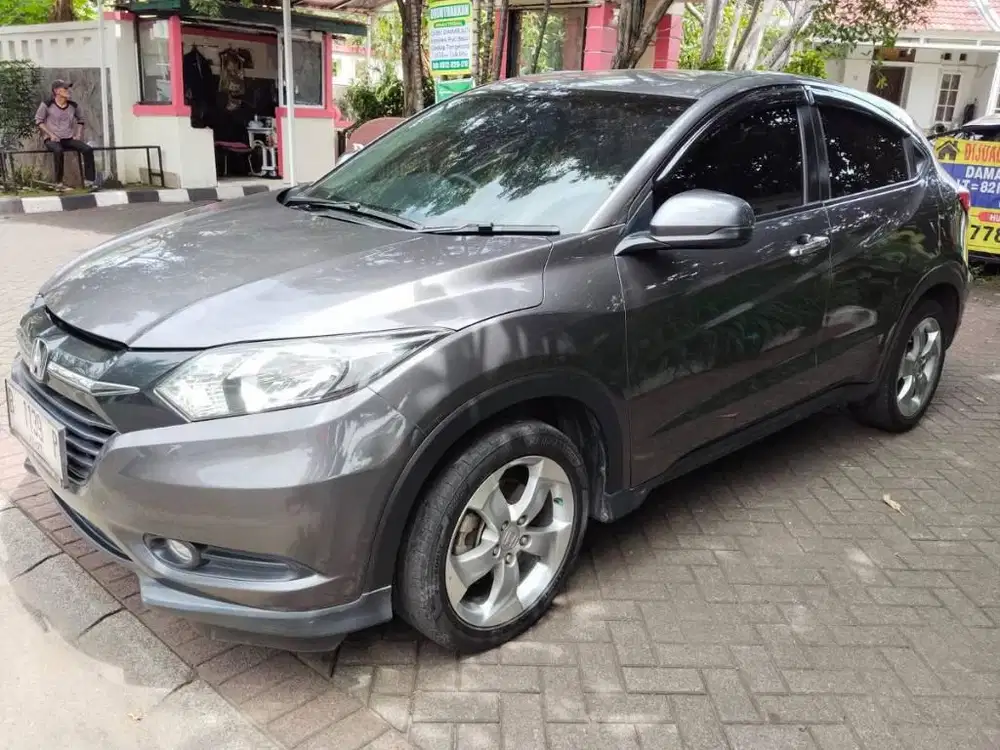 Honda HRV E 1.5 At 2017 harga Cash rp.168 jt