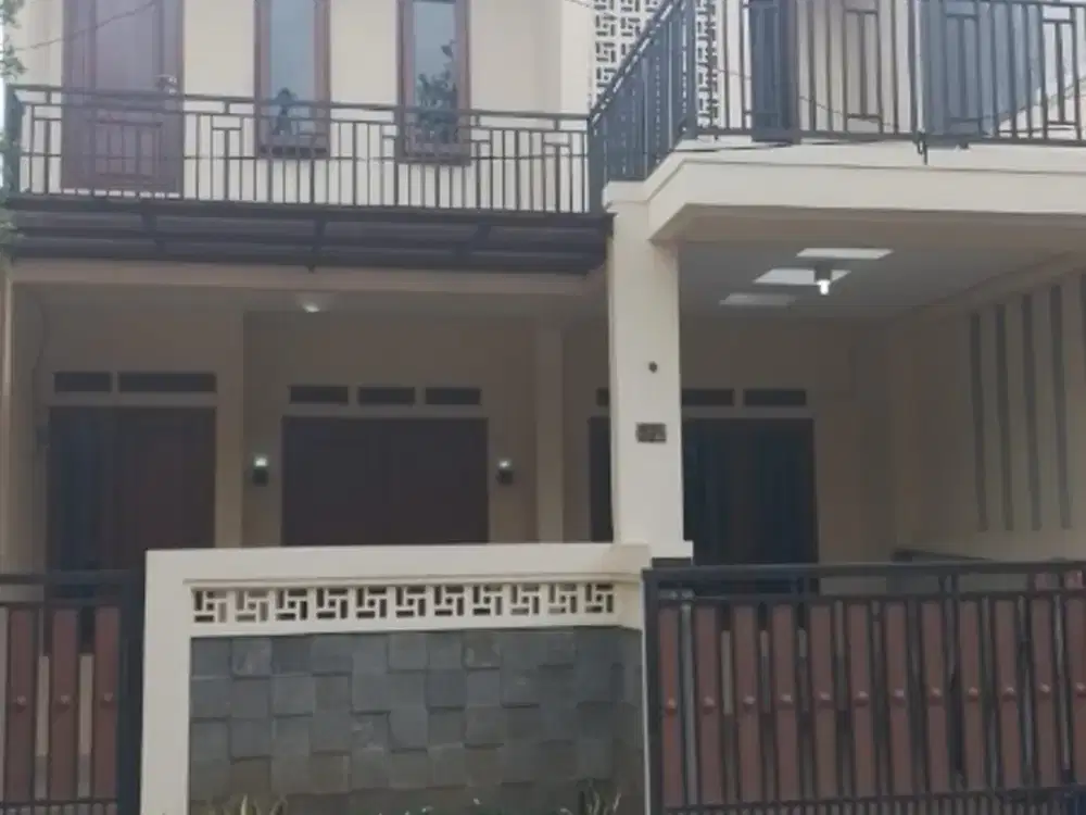 Jual Rumah Baru Tingkat di Griya Cinere 1 limo depok
