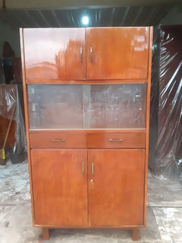 Bufet jati THN 1970 antik bekas full kayu dah melamin