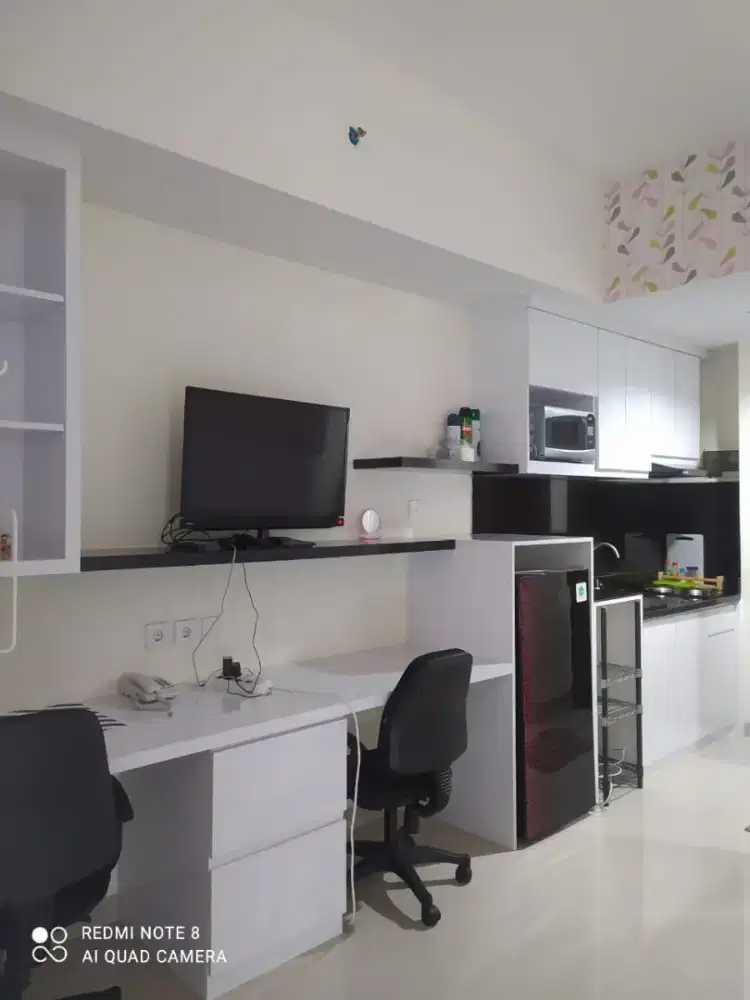 DISEWAKAN APARTEMEN STUDIO FULL FURNISHED