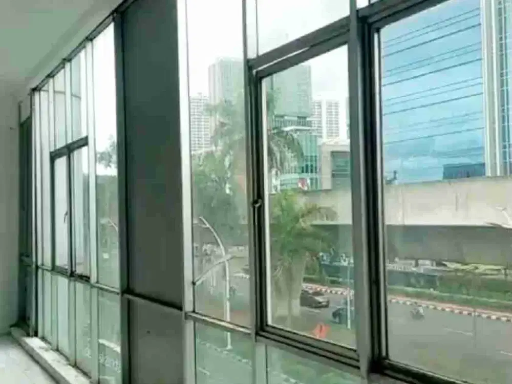 RUKO 4,5 LANTAI DI KELAPA GADING