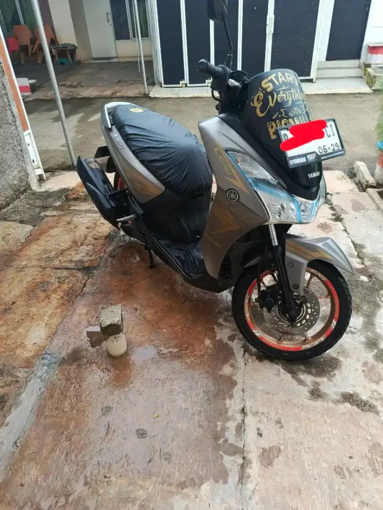 Jual motor lexy 125 cc