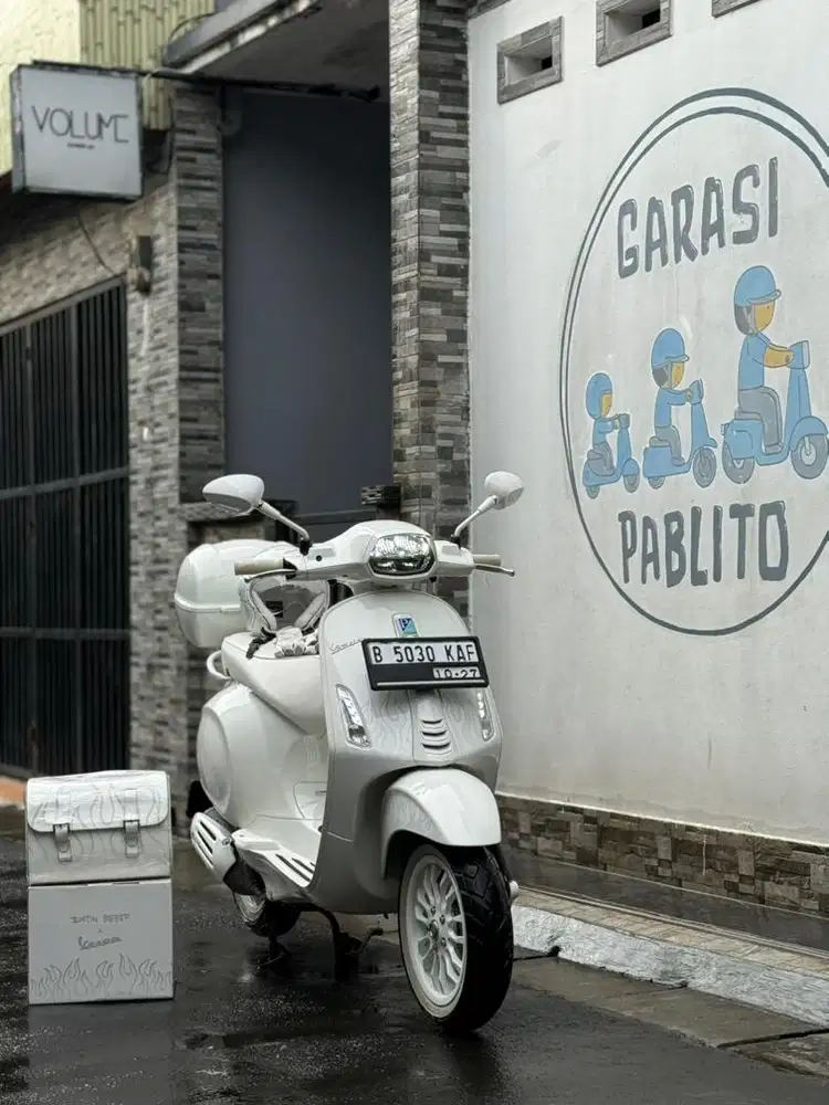 Vespa sprint justin bieber full aksesoris