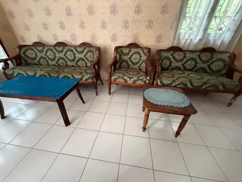 Kursi Sofa  Busa Empuk