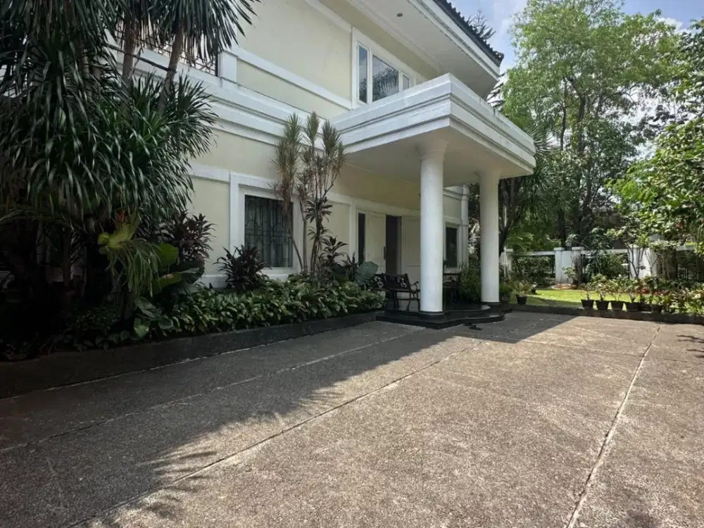 Rumah Mewah Siap Huni area Kebayoran Baru Jakarta Selatan