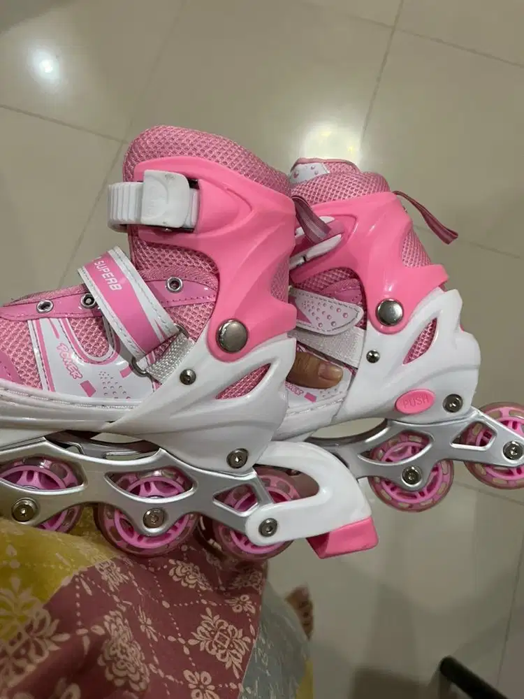 Sepatu roda anak S (ada extend dan tambahan bajaj)