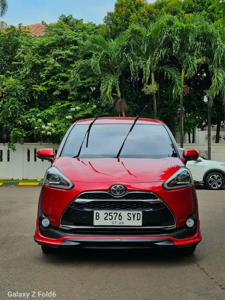 SIENTA Q 2018 RED