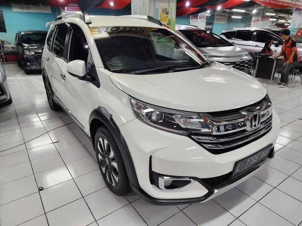 HONDA BRV 1.5 E MATIC KUNCI KYLES 2021 PUTIH SURABAYA