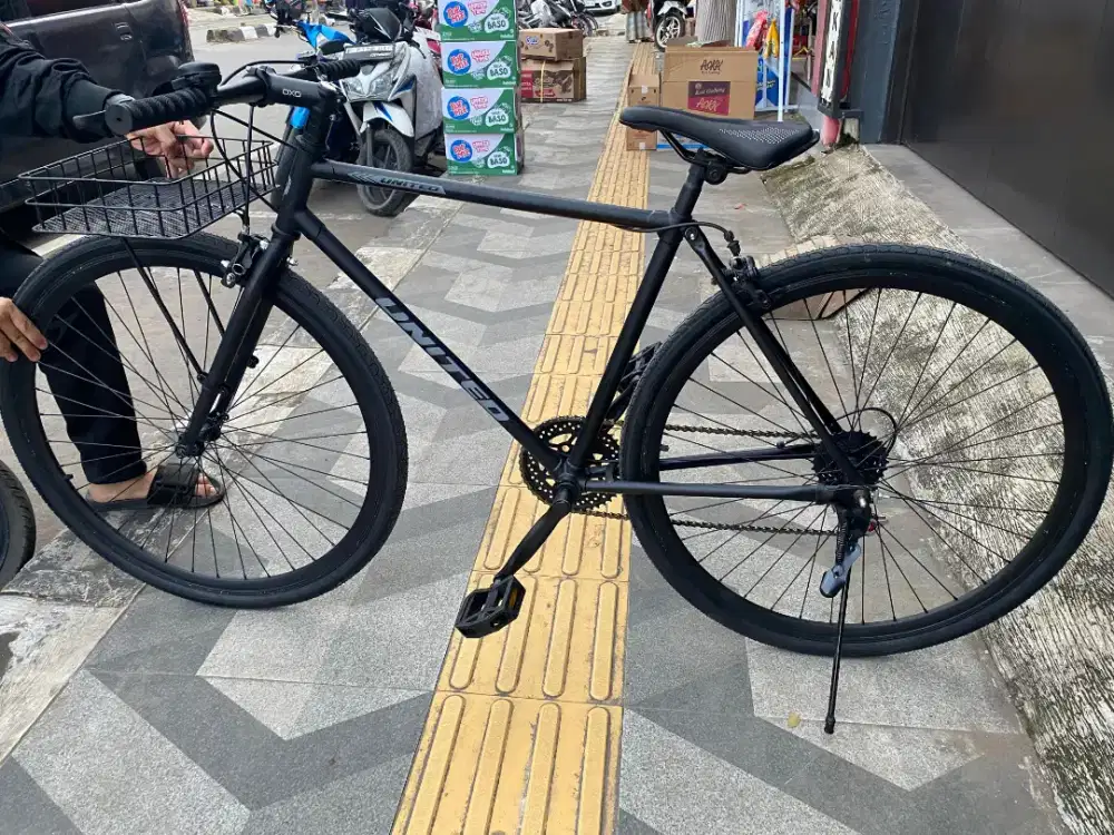 SEPEDA ROADBIKE COSTUME