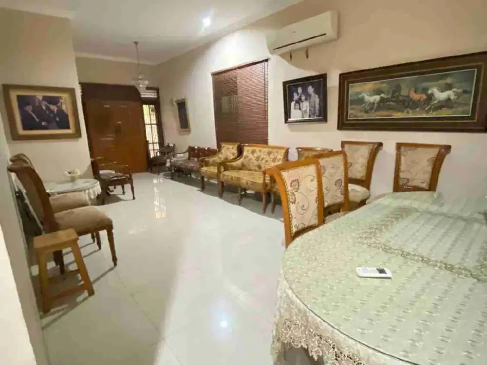 DIJUAL SEGERA – RUMAH MURAH TERAWAT DI MERUYA SELATAN, KEMBANGAN, JAKARTA BARAT