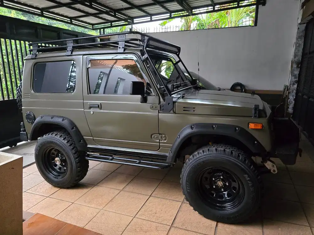 Suzuki Jimny th 2000