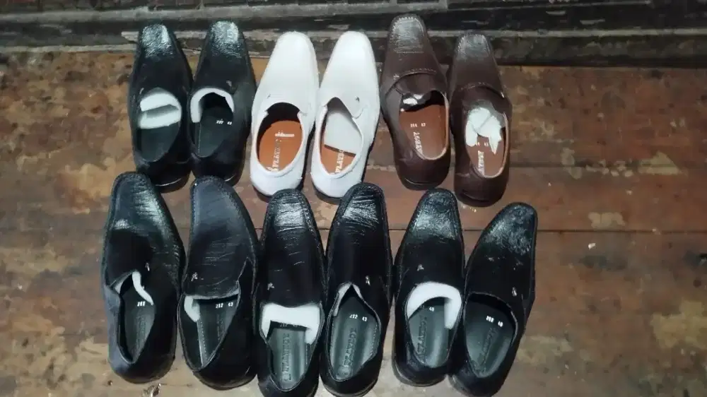 Sepatu pantofel playboy