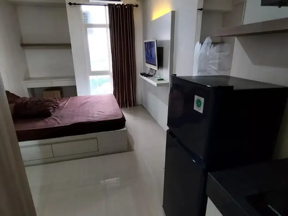 Bale Hinggil Furnish Lengkap