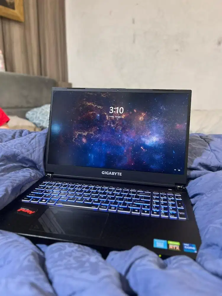 JUAL LAPTOP GAMING GIGABYTE RTX 3050 | RAM 32GB