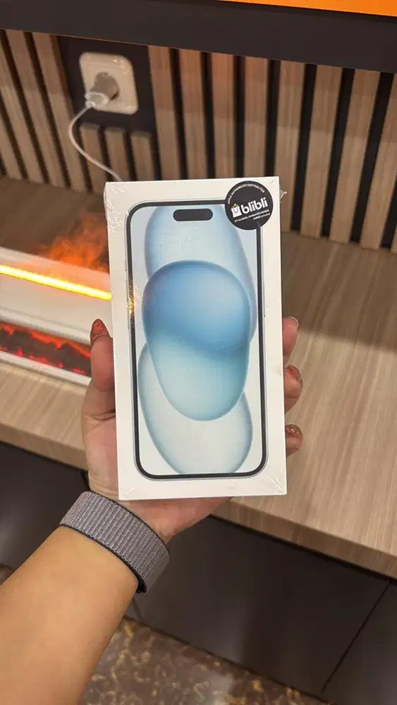 IPHONE 15 BLUE NEW