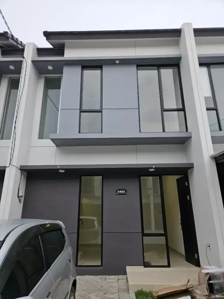 Disewakan Rumah di Park Sunrise dekat Nirwana Executive