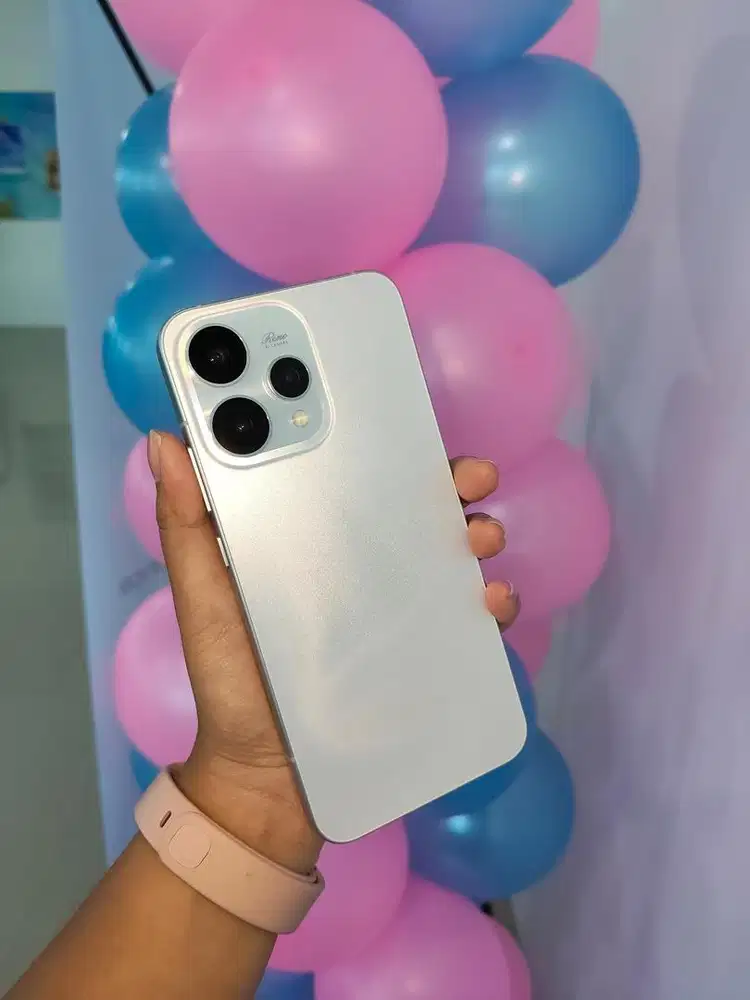 PRE ORDER RENO 15 5G