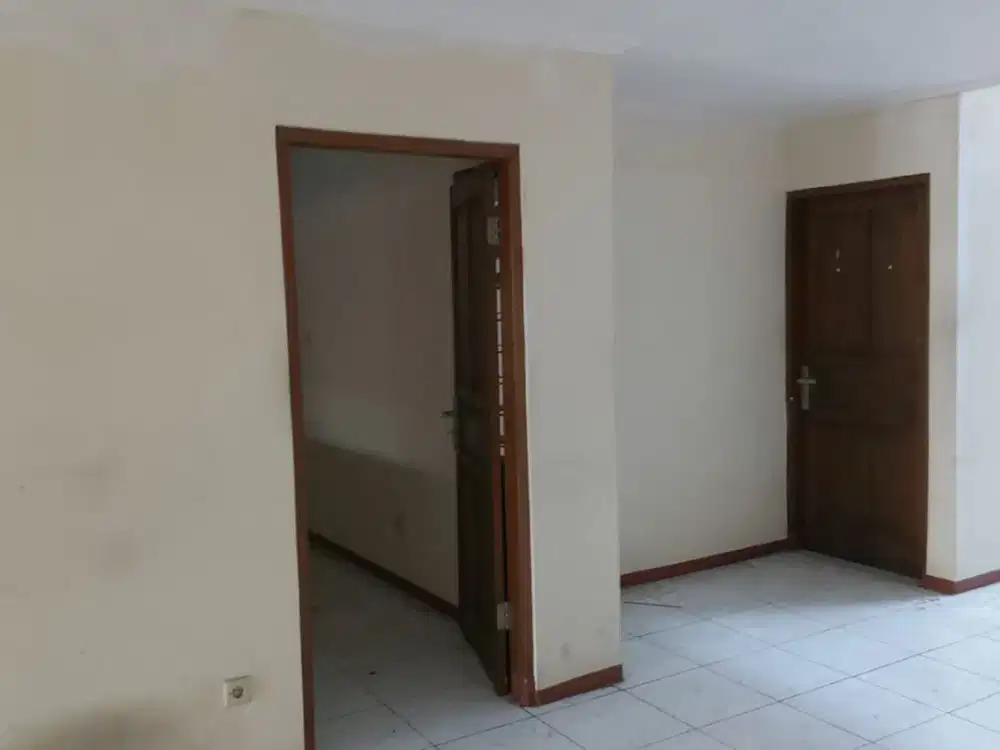 Dijual Cepat Rumah di Pejompongan Jakarta Pusat