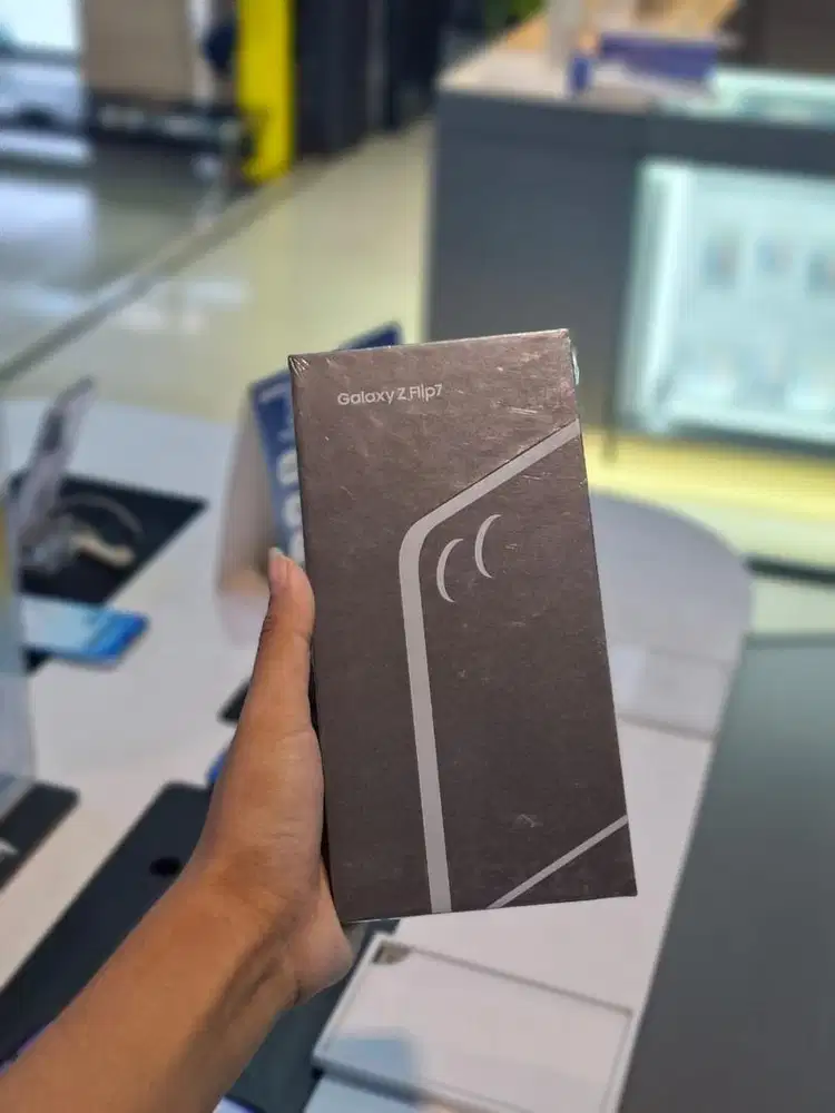 SAMSUNG Z FLIP 7 RAM 12+512GB