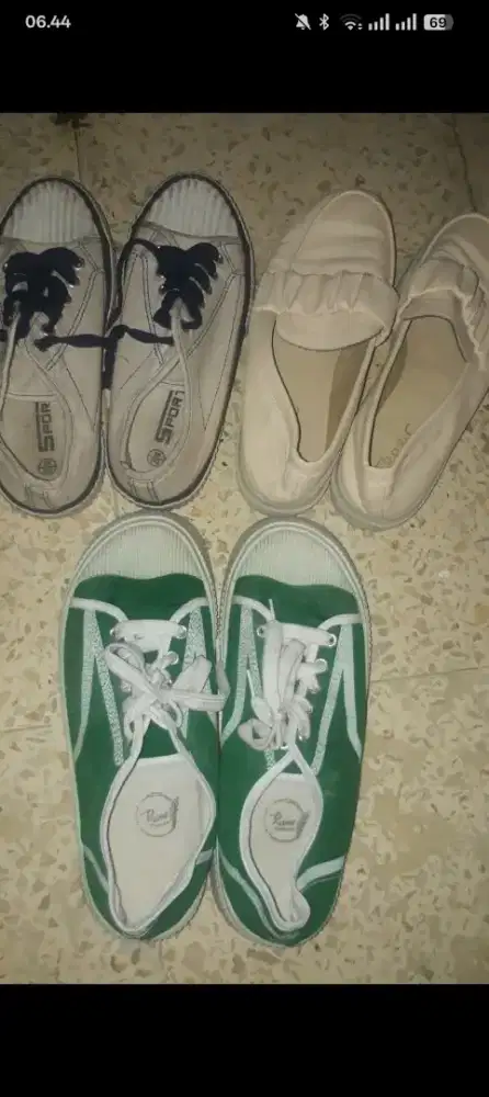 Sepatu preloved ukuran 38 - 39