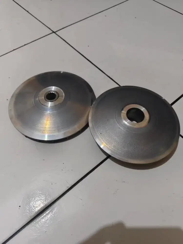 Pully depan aerox new 13,8 interlock & dasi carbon WTP