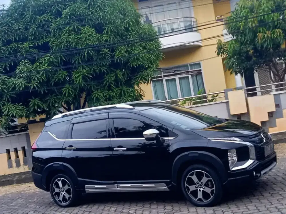 (KM 50rb) Xpander Cross Premium package matixc 22 ori100%