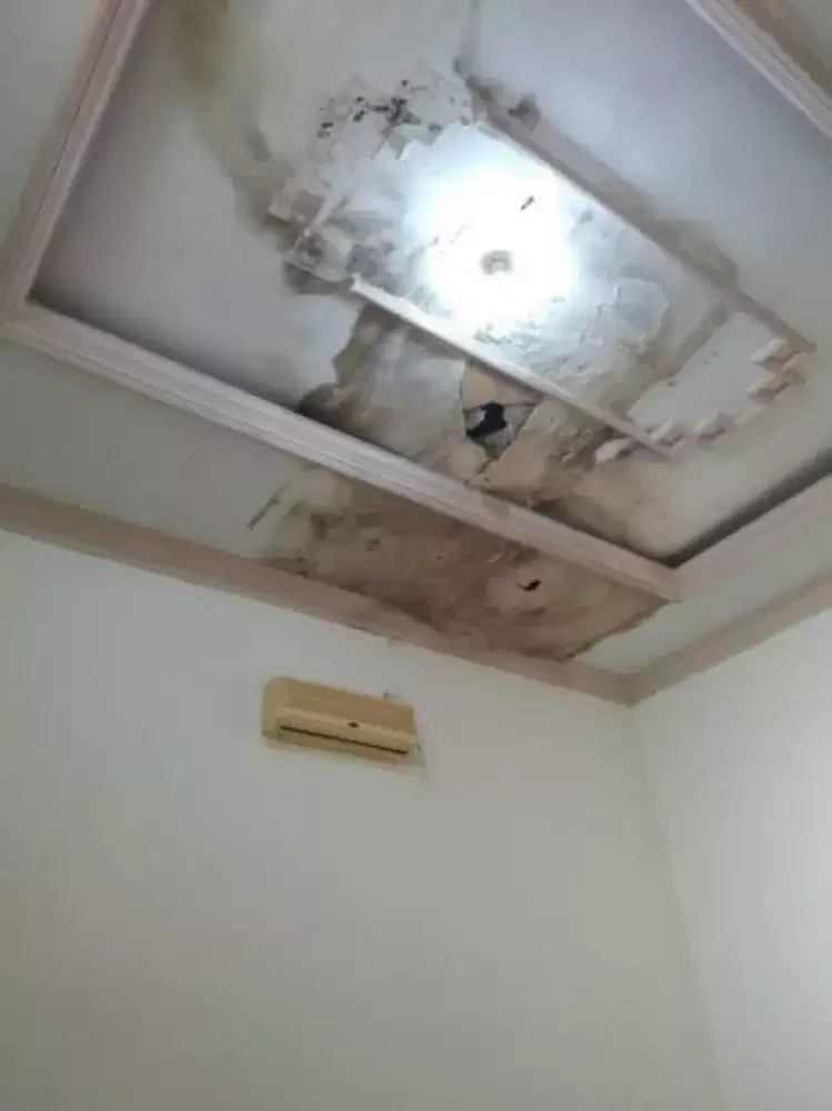 Tukang atap bocor panggilan perbaikan talang air perbaikan plafon