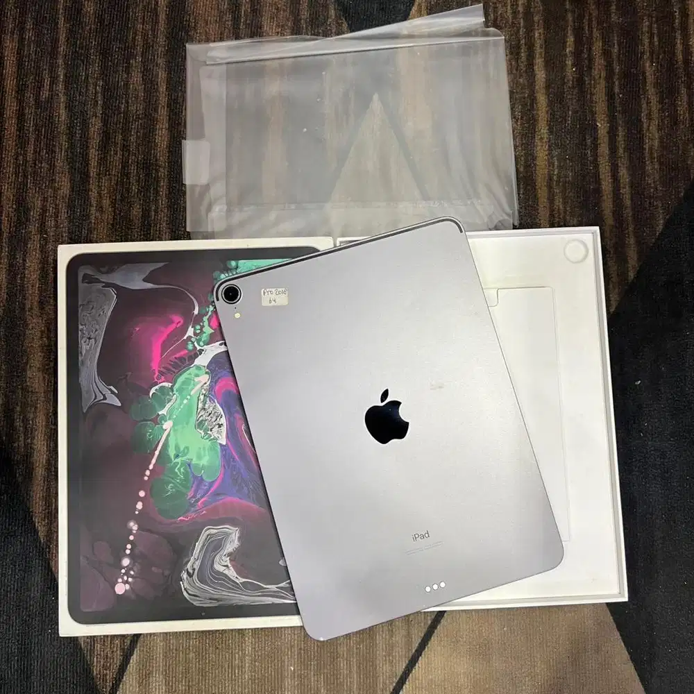 ipad pro gen 1 64gb 11 mulus fullset original  fungsional no minus
