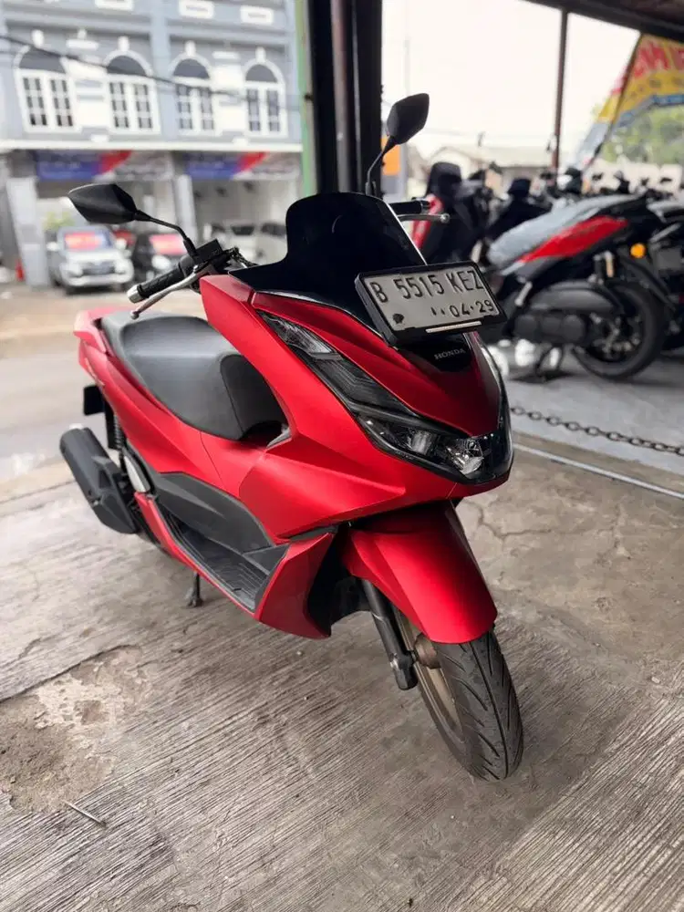 HONDA PCX 160 ABS MERAH DOFF