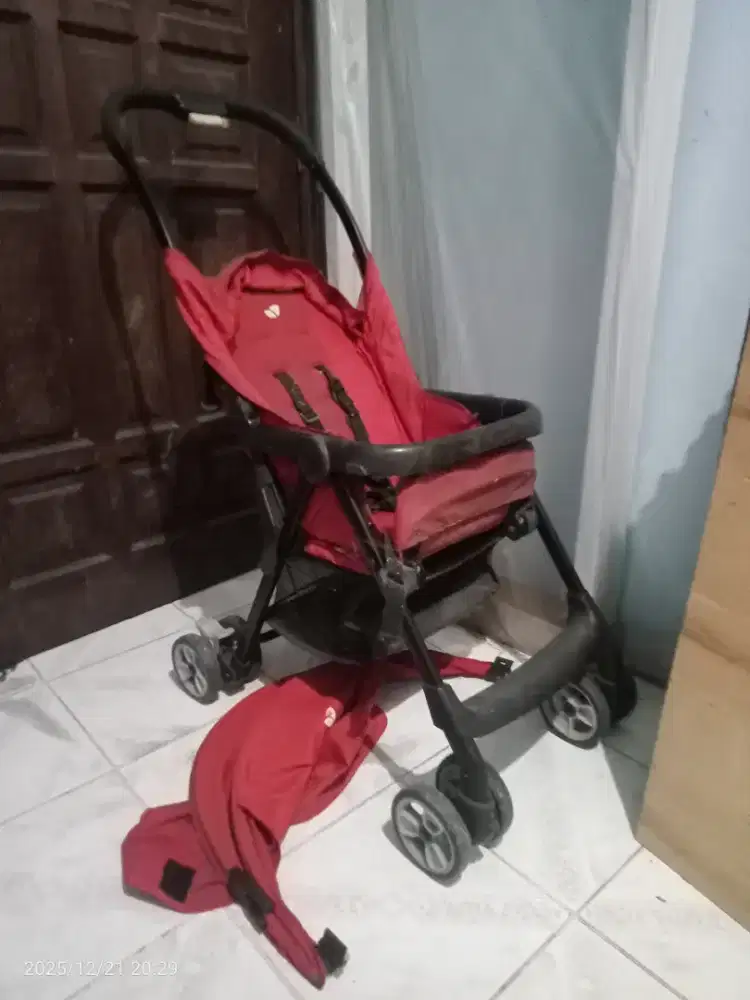 Stroller Bayi Branded Joie