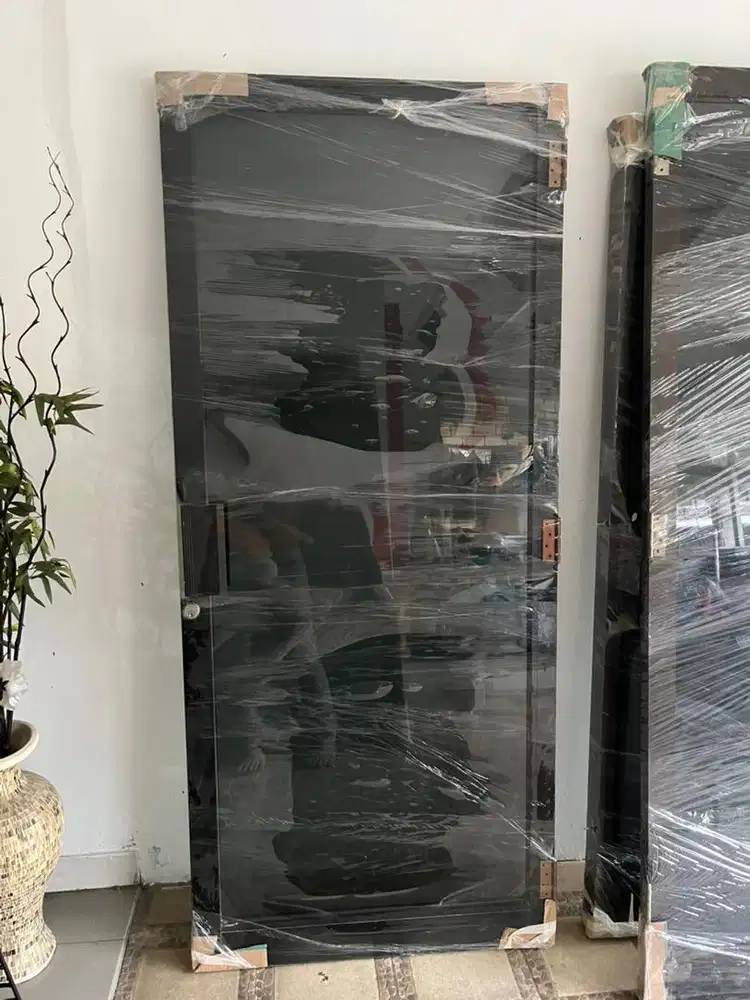 Jual pintu kaca alumunium bekas kondisi 95%