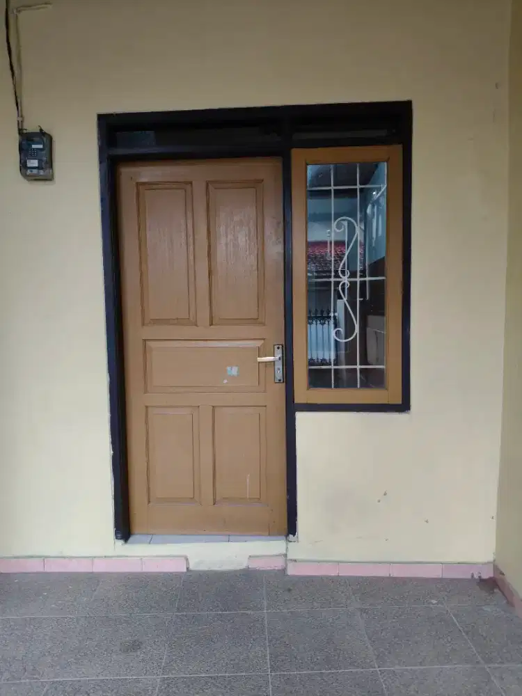 DISEWAKAN RUMAH DI AREA SADANG SERANG, COBLONG, KOTA BANDUNG