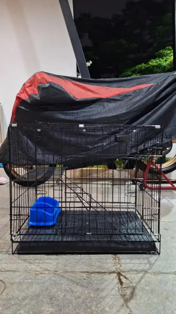 KANDANG KUCING TINGKAT 2  BEKAS LIKE NEW