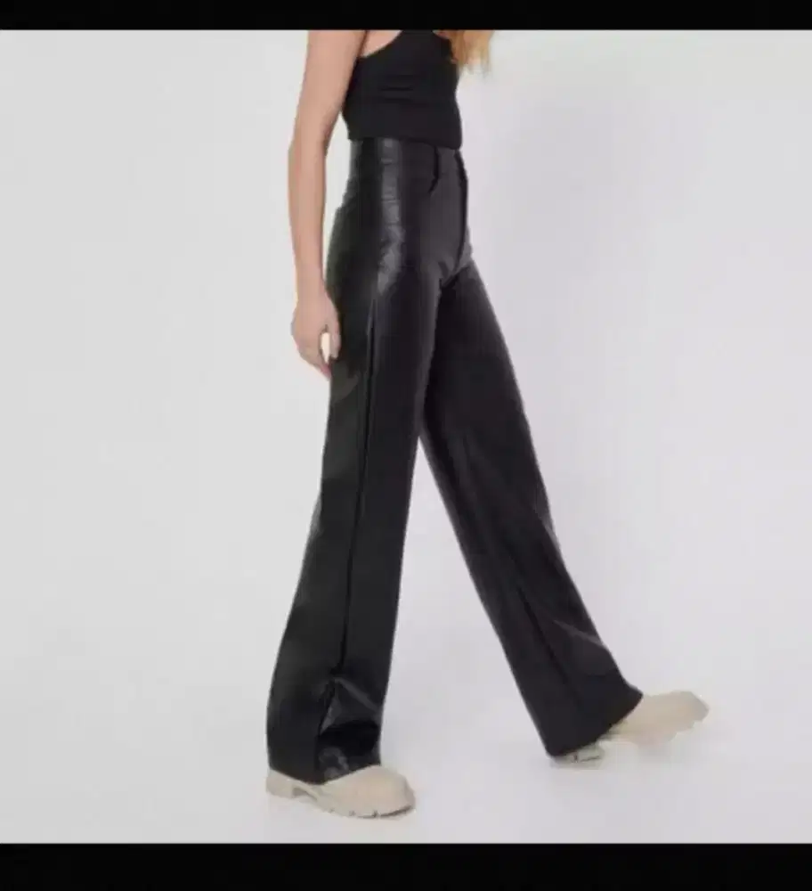 Celana Kulit wanita cullote / HITAM