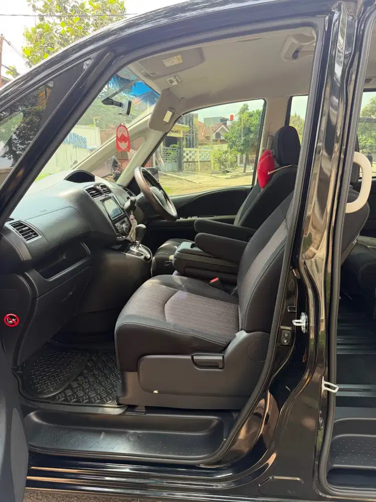 Nissan Serena 2017 Bensin