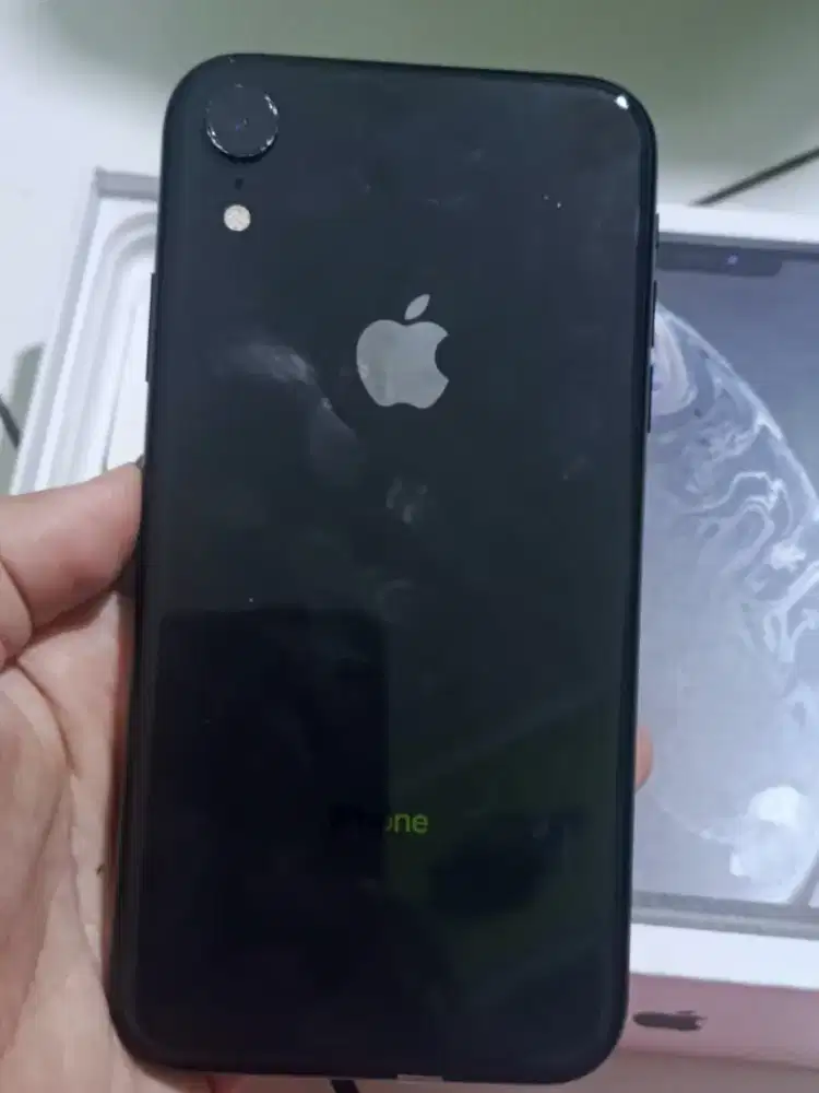 Jual aja iPhone XR 64Gb inter