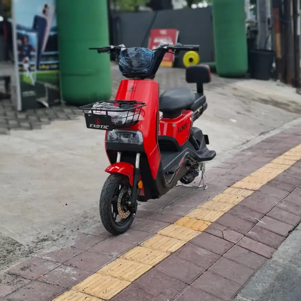 Sepeda listrik Exotic lunar