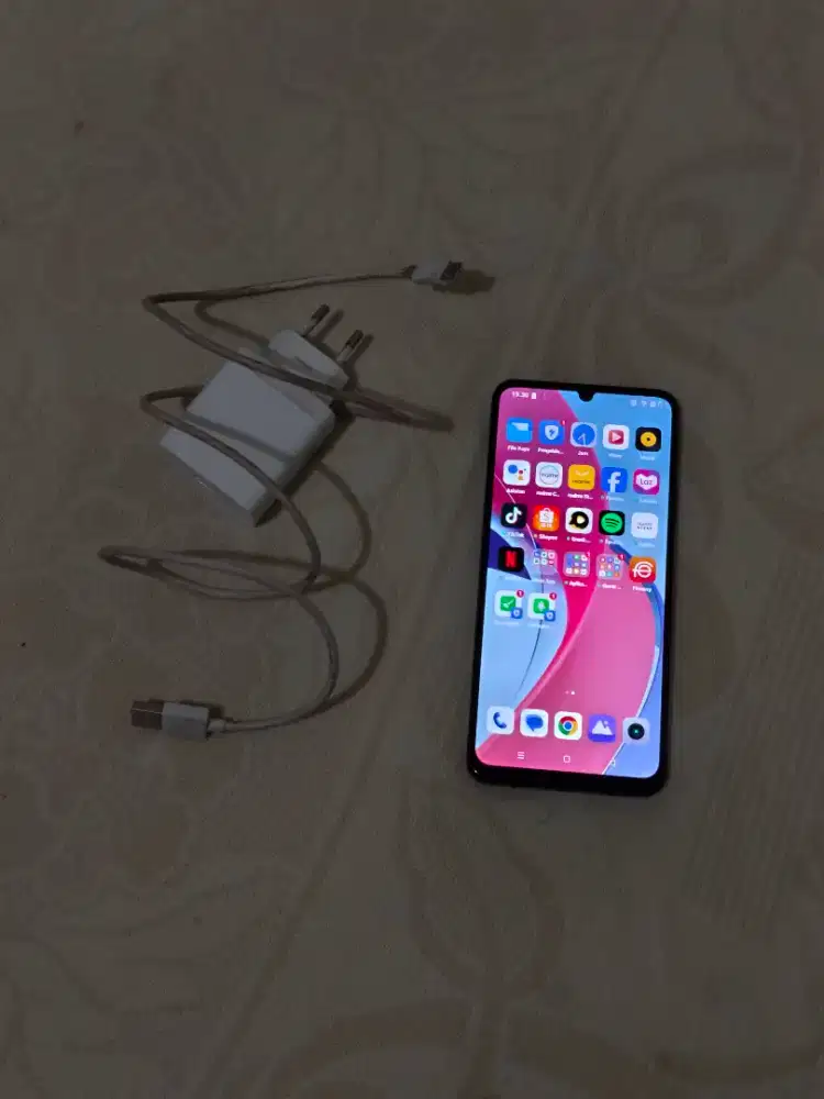 Realme C53 128GB bonus galaxy buds