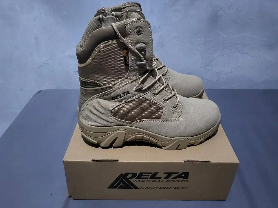 Sepatu Delta Cordura