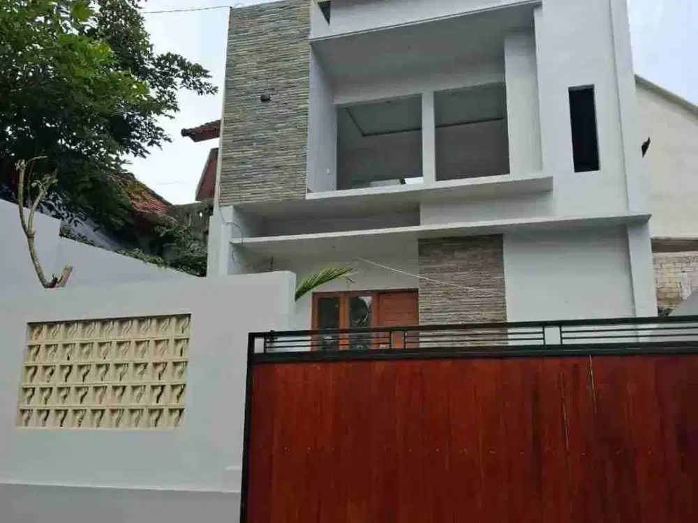 dijual rumah baru minimalis lantai 2 denpassr utara
