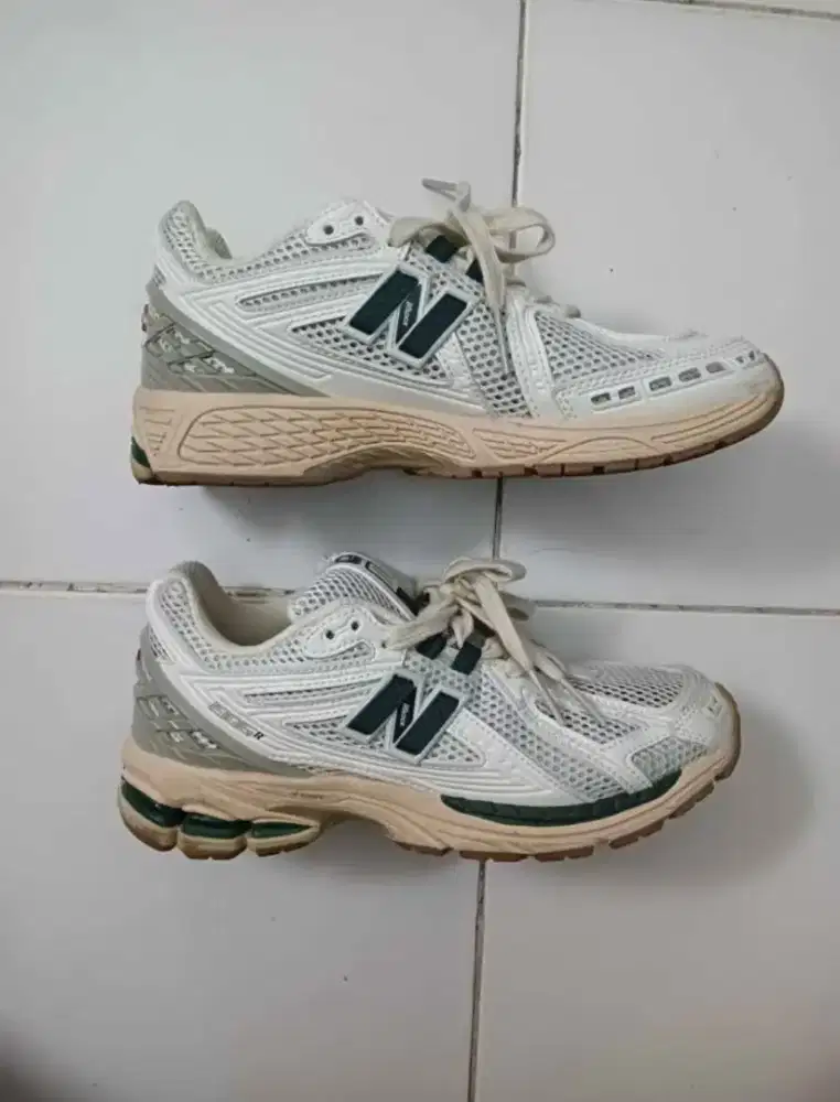 sepatu new balance 1906r

size 41