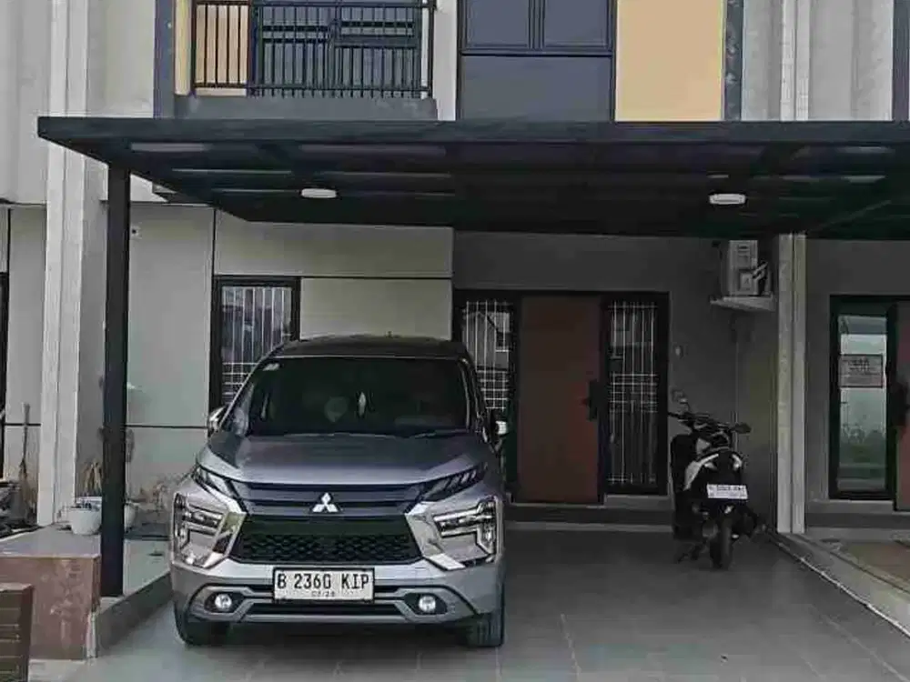 ‼️Depan taman‼️ Rumah siap huni di Dharmawangsa resindence