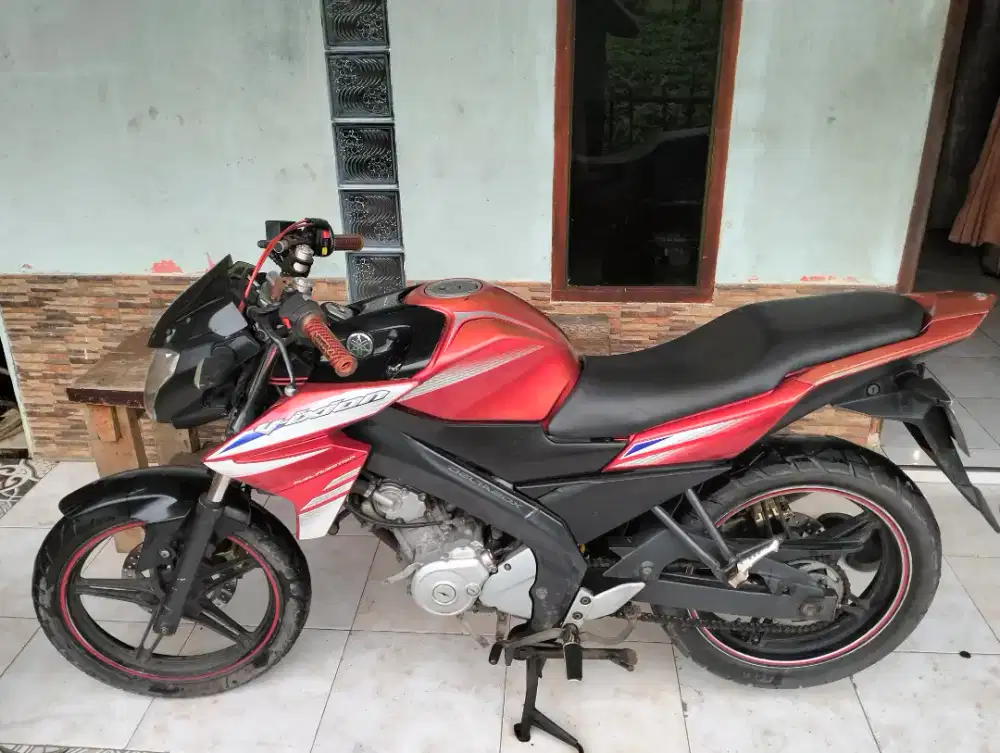 YAMAHA VIXION 2013 MOTOR SEHAT SIAP PAKAI LANGSUNG