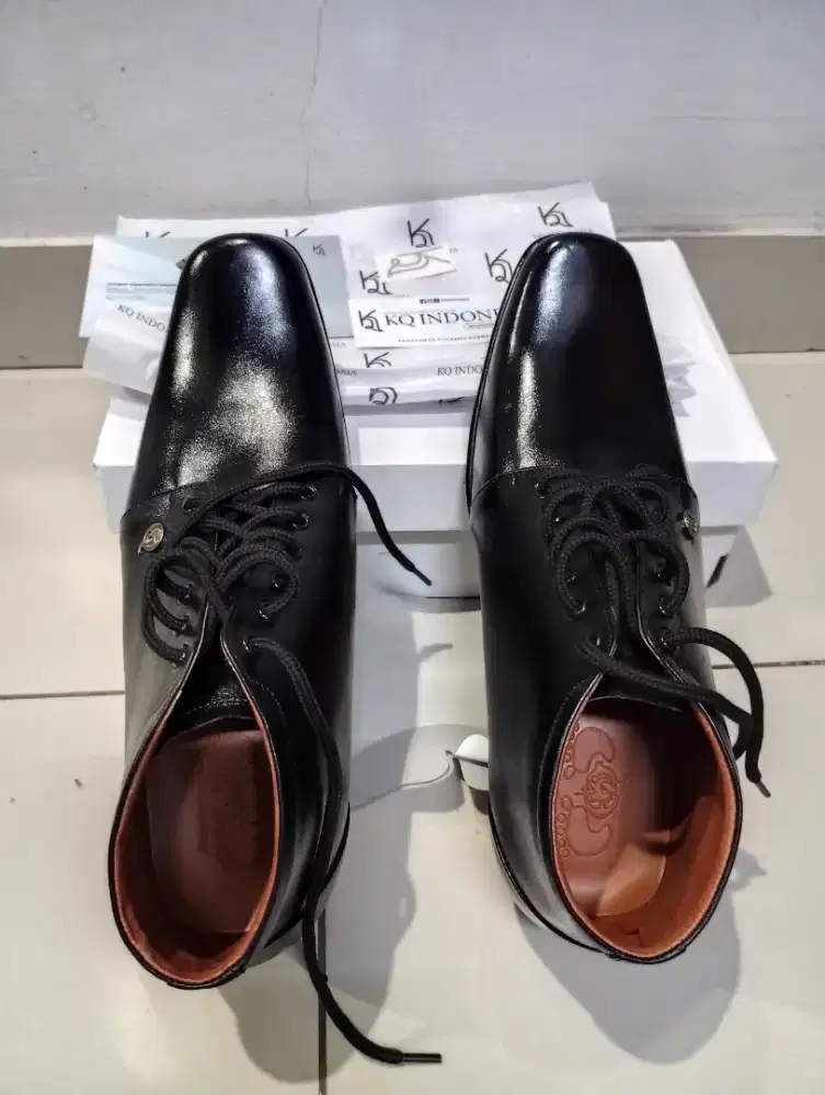 KQ Indonesia Sepatu Boots Tali Kulit Formal Pria K-3162 Black